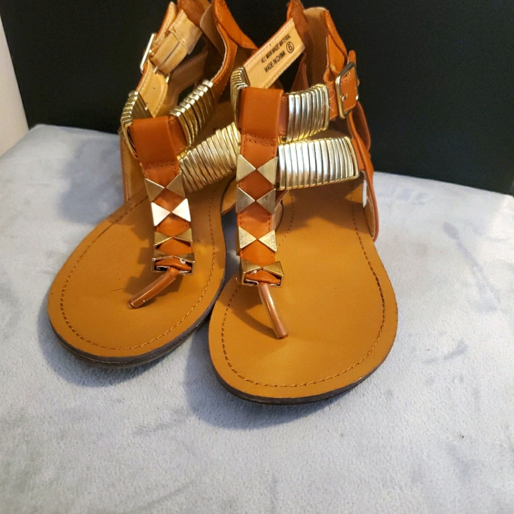 Shiekh sandles